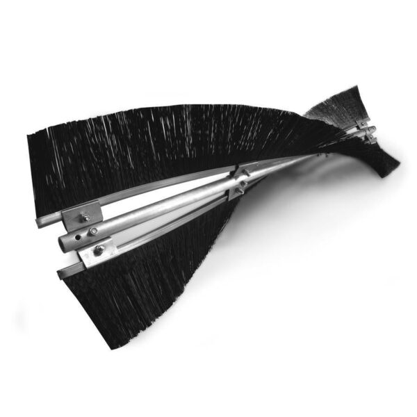 086746bf242a4596a42cb5abb722f1e7 50 Lawn Sweeper,Has a large capacity of 26 cubic meters