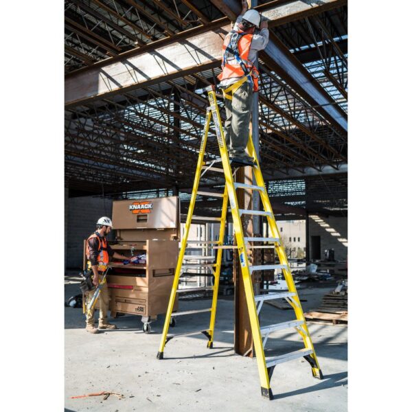 0a6005da3d004ce1ac1fa3e0d03d74b7 Podium 8-ft Fiberglass 375-lb Type IAA Step Ladder ;