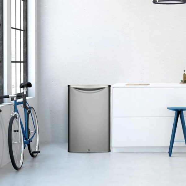 1bd77fcb6f2749fb904e5ceff24be90e Danby 4.4 Cu Ft Mini All-Refrigerator DAR044A6DDB, Iridium Silver