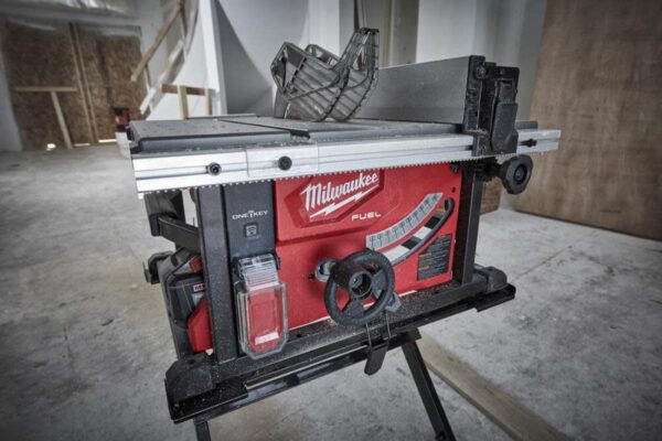 270684ae00f641a688b42f30072d8734 M18 FUEL 8-1/4 in. Table Saw with ONE-KEY Reconditioned 2736-80 from
