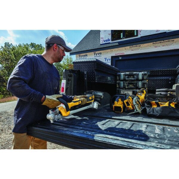 20V MAX Brushless Cordless Battery Powered String Trimmer Kit with (1) 5Ah Battery & Charger DCST922P1