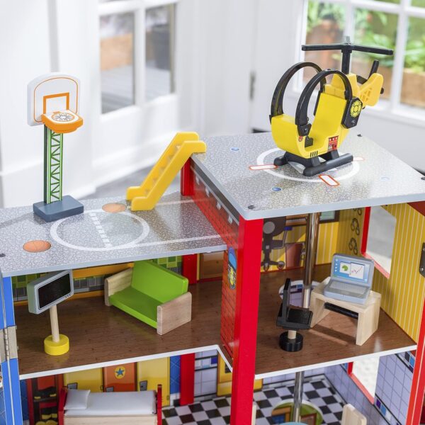 444fbab78b694620b735be769dd46761 Wooden play set, 3 levels, with 26 accessories, folds for storage