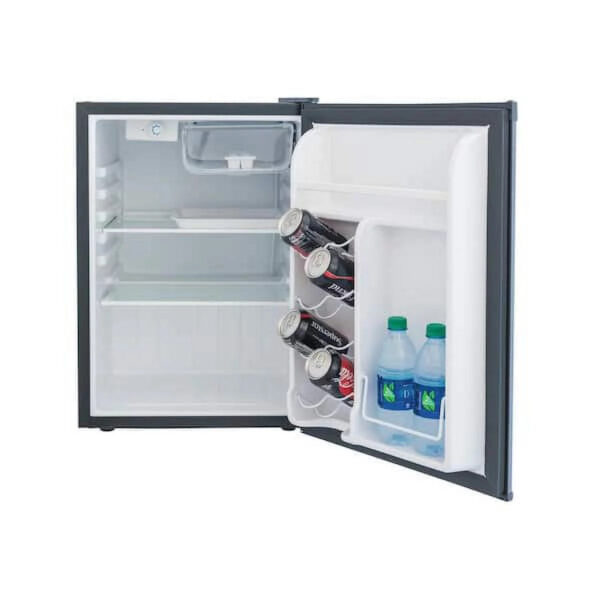 4b2dd41349534c08998ef717aa7c28a5 Magic Chef 2.6 cu. ft. Mini Fridge in White, ENERGY STAR HMBR265WE