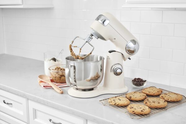 5a6df9e6e41d4dd1b70c7a4c4b4555b6 Cuisinart Precision Master 5.5-Quart Stand Mixer, Coconut Cream