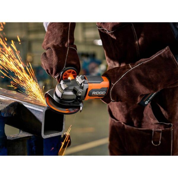 5cfc604ebb804139acfe0c012bd6eeff RIDGID 18V Brushless Cordless 9-Tool Combo Kit with (2) 2.0 Ah and (1) 4.0 Ah MAX Output Batteries, Charger, and Tool Bag R96265N