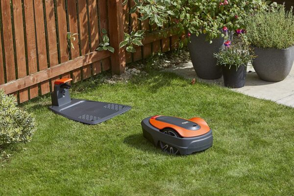 500 GO Robotic Lawn Mower