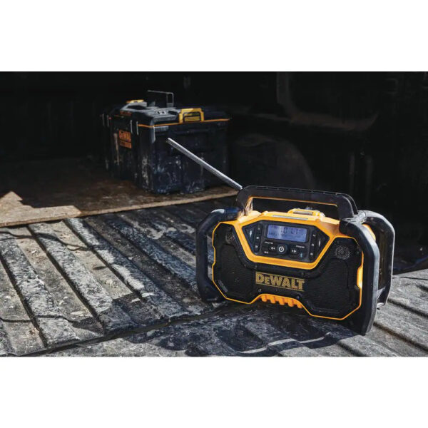 97569a39082c4861ad69f3c17264c21a DCR028B 20-Volt MAX Compact Bluetooth Radio (Tool Only)