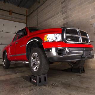 b2c09531881946a79cd15504f35133b8 Black Widow Plastic Car Service Ramps
