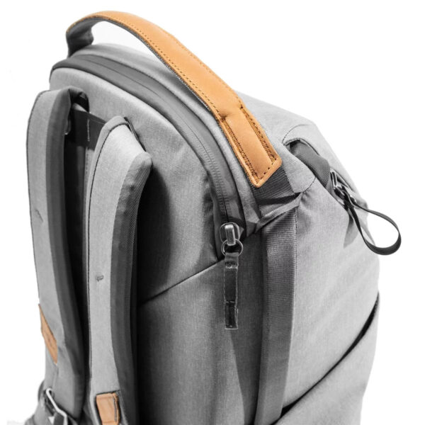 b37bdf51f4f640a2b127e74bd2c2dd18 Peak Design 20L Everyday Backpack V2, Ash