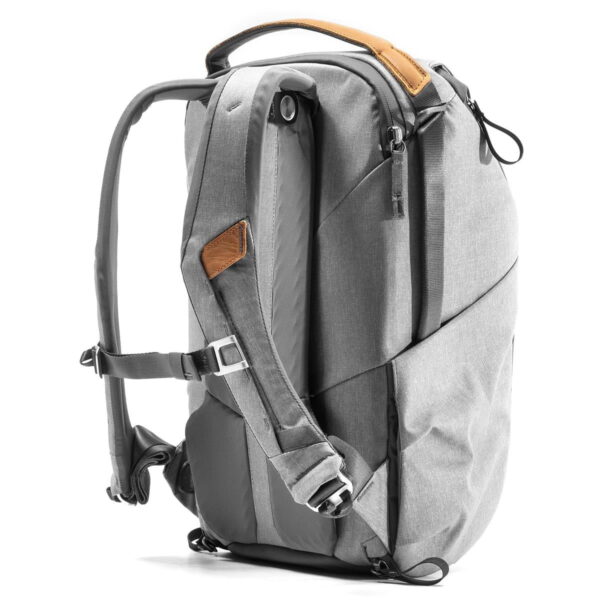 c6f16963ccbc4f2cb06b7aee2e52a7d7 Peak Design 20L Everyday Backpack V2, Ash