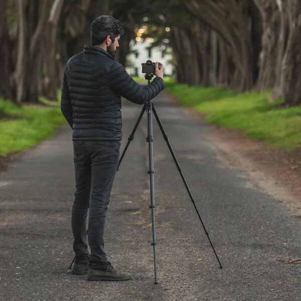 ca4aa90c38a84e4d95e5755804032c51 Peak Design Aluminum Travel Tripod