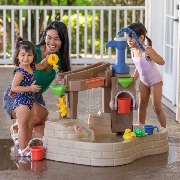 Step2 Pump & Splash Discovery Pond Water Table for Toddlers