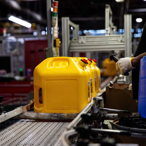 cff2c12d676a4da396e76108470fb92e 5 Gallon Diesel Can Fuel Container w/ Auto Shut Off (4 Pack)